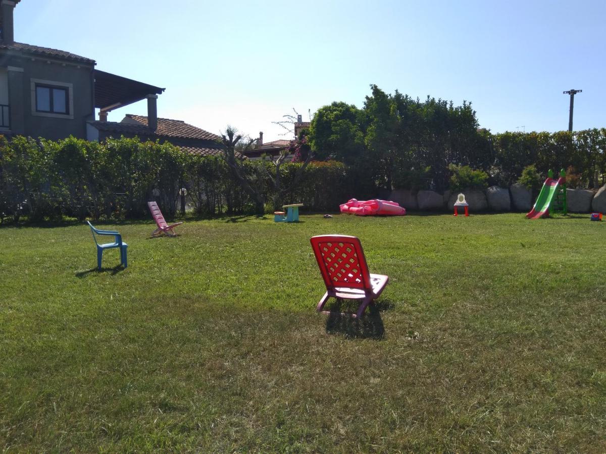 Villa Raffaello Loiri Porto San Paolo Exterior foto